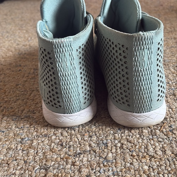 NoBull Suede Mid Trainer - Picture 4 of 8